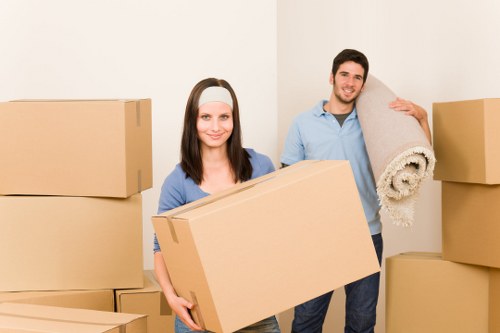 Packing and moving boxes for a Vauxhall home relocation